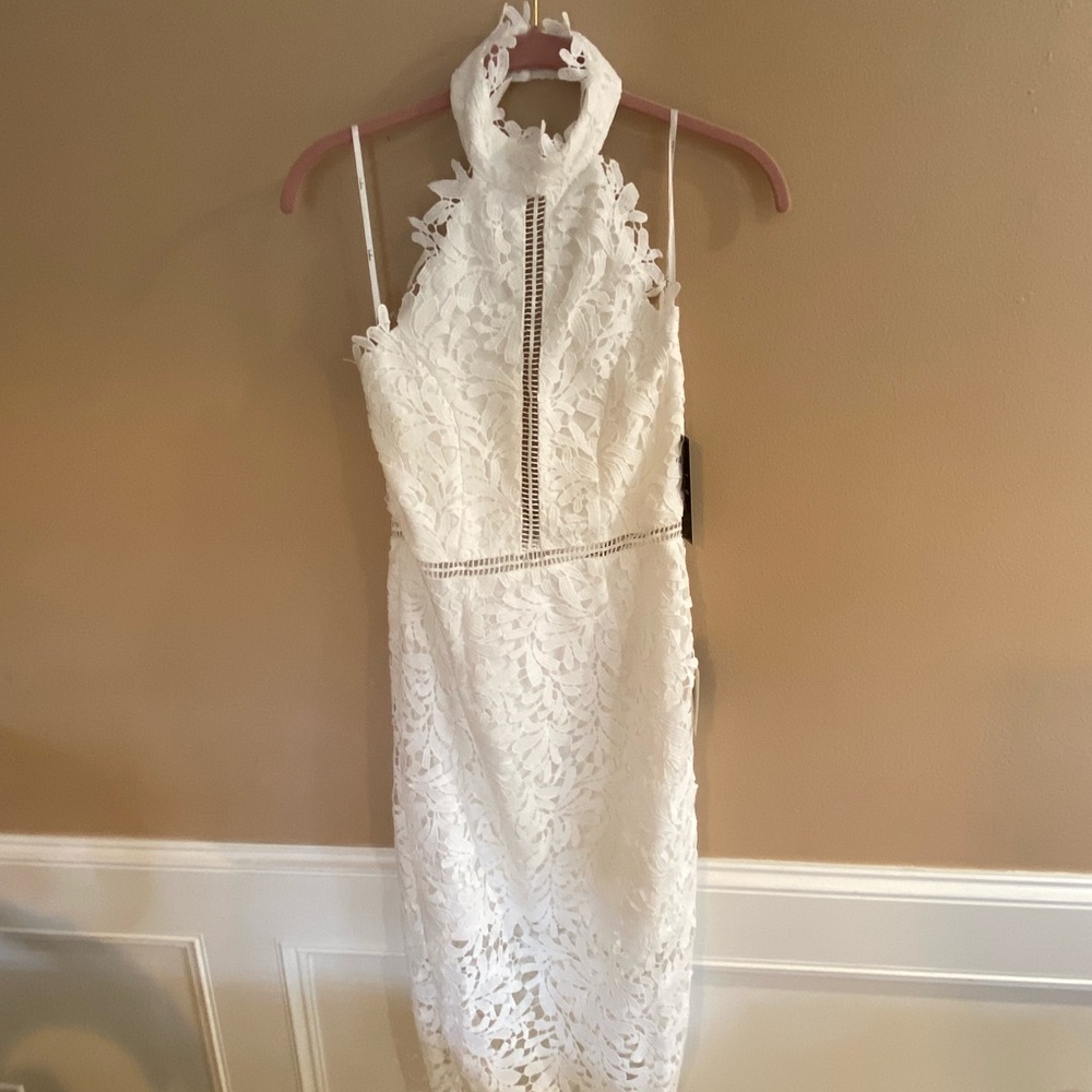 NWT Lulu’s White halter dress
